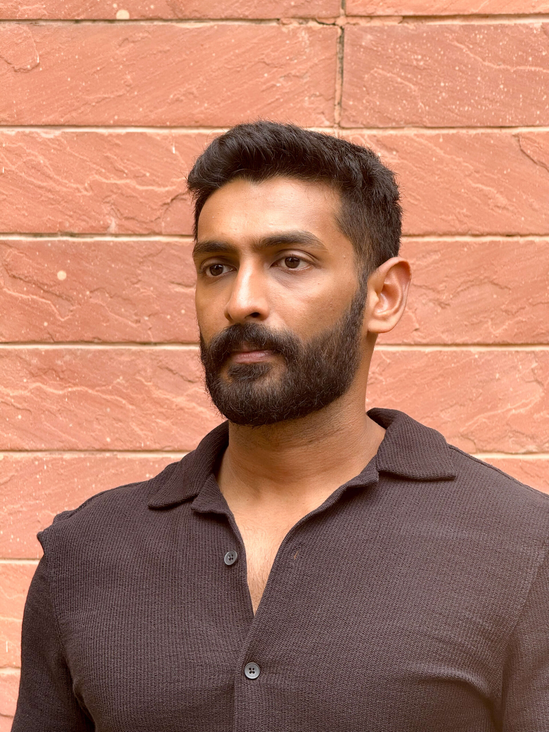 Interior design founder portrait – expert in luxury residential interiors, modular kitchens, and space planning